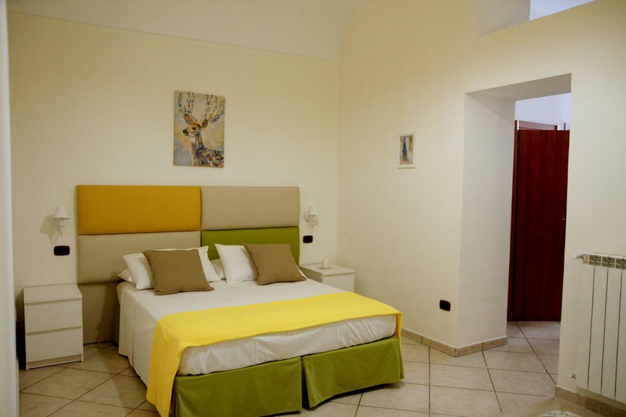 Giulia'S House Apartments SantʼAntonio Abate Esterno foto