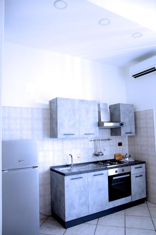 Giulia'S House Apartments SantʼAntonio Abate Esterno foto